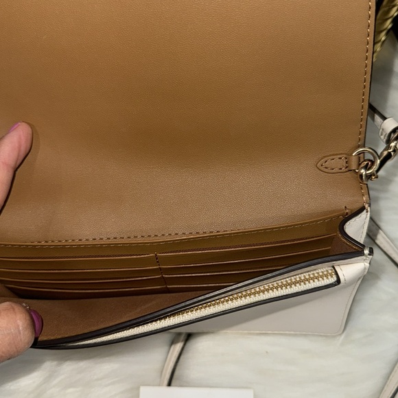 🤍🤎Coach Anna Foldover Clutch Crossbody In Signature Canvas - Picture 13 of 16